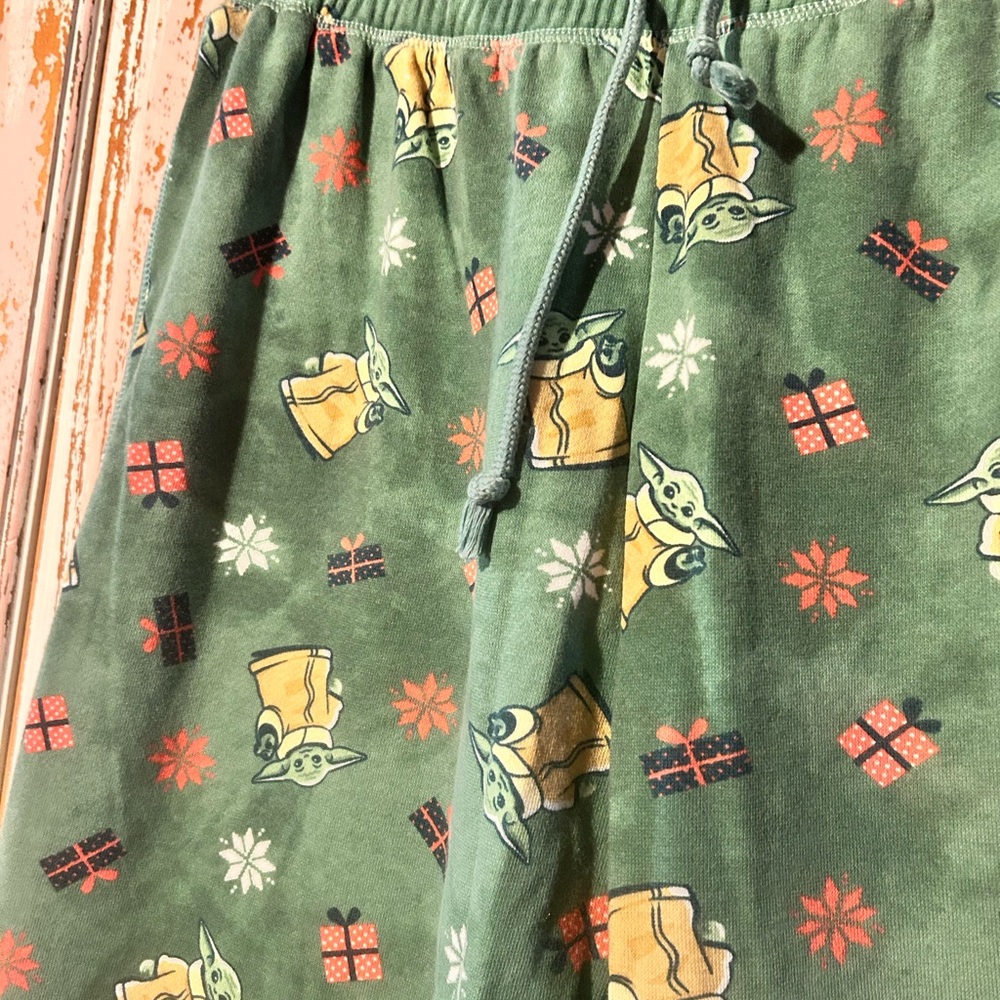 Green Star Wars Festive Print Joggers - Picture 3 of 7